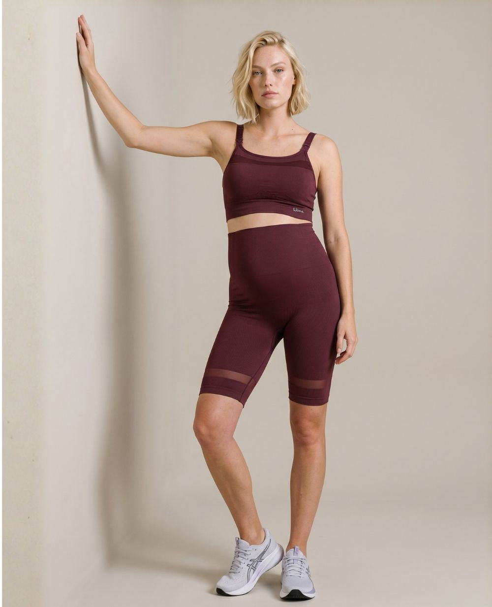 Woma Maternity Shorts - Plum