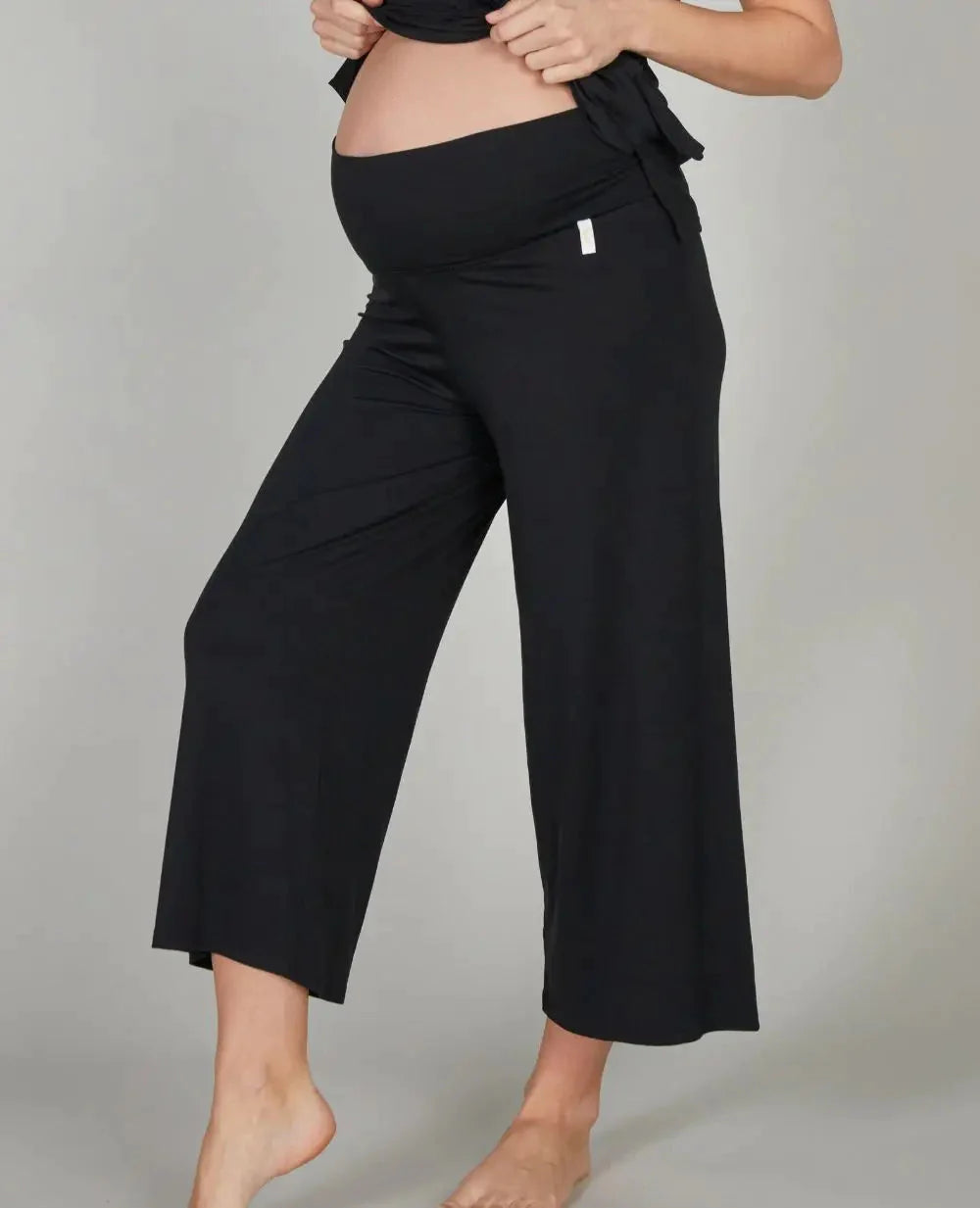 Pantalon 7/8ème de grossesse origin noir, cache cœur