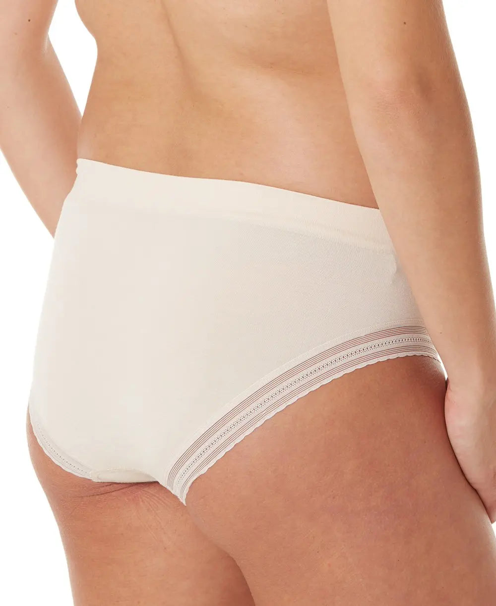 Slip taille basse milk blush, cache cœur