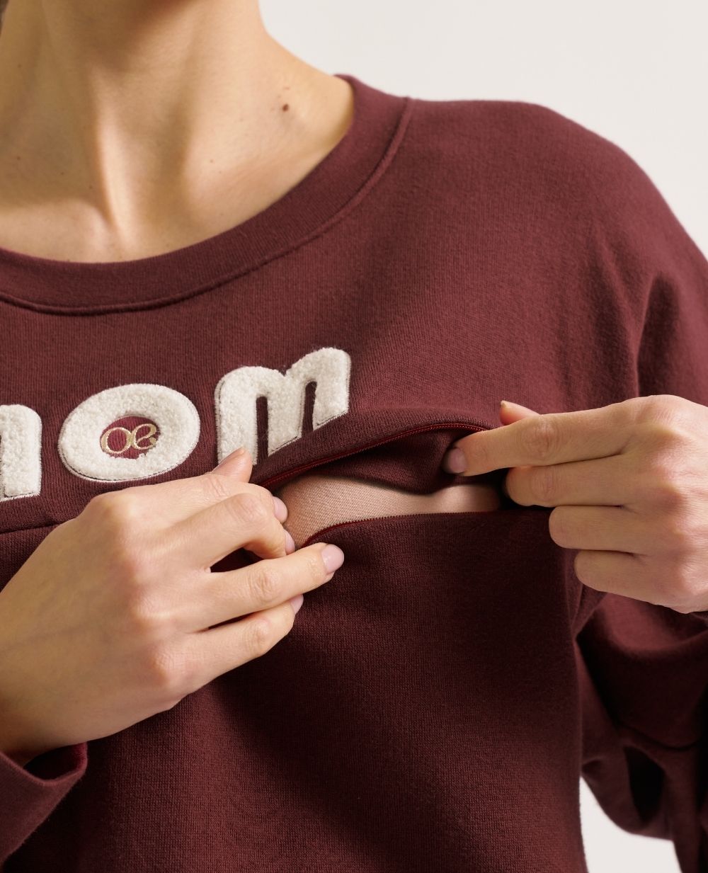 Felpa premaman e allattamento Mom prugna